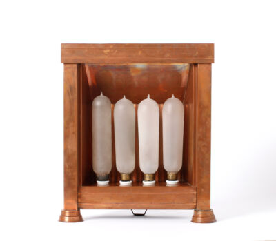 Peter Behrens, mostra Colonia, Elektrischer Heizofen, P.L.-Nr. 12, AEG, Berlin, um 1908 © Die Neue Sammlung – The Design Museum, München, Foto A. Laurenzo