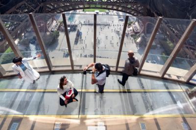 (https://www.moatti-riviere.com)