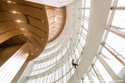 (© Lotte Property & Development http://www.skyscrapercenter.com/)