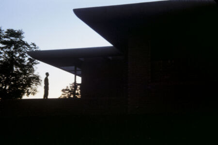 Frank Lloyd Wright, Controluce presso Walter House in una foto di Bruno Morassutti, 1949
Archivio Eredi Morassutti