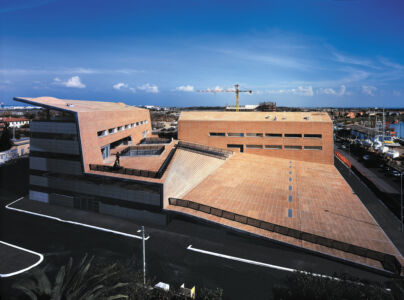 L'edificio appena realizzato (© Andrea Jemolo)