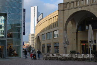 Dopo la WENDE ingresso Roter Turm Galerie (© foto Daniela Völkel)