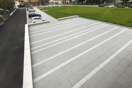 La piazza di Malborghetto (Ferrara). Veduta d'insieme