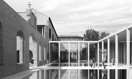 La nuova corte con gli specchi d'acqua