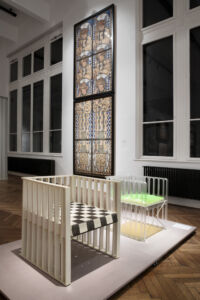 Poltroncina 1903 per il Sanatorio di Purkersdorf, MAK-Ausstellungsansicht, 2018 (© Aslan Kudrnofsky/MAK)