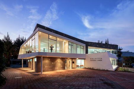 L+A Arquitectos, Biblioteca Gerardo Anker (2013)