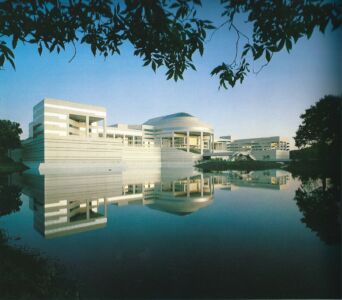 Deere&Company West Office, Moline (Illinois, 1975-79)