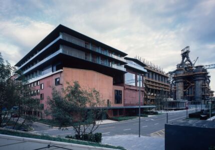 Shougang Holiday Inn (© Hao Chen)