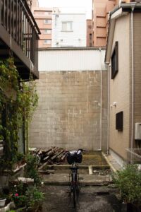 Spazi residenziali dell'abbandono, Tokyo (© G. Greco, E. Spadea)