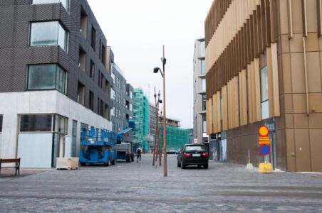 Nuove case in costruzione presso il vecchio porto. Il progetto si chiama Hafnartorg (piazza del porto), a cura di PK Arkitektar (© Sofia Nannini)