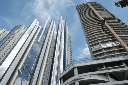 Complesso edilizio sull'Avenida Atlantica (© Sidney Kair)