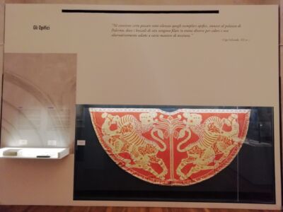 Copia del manto di Ruggero