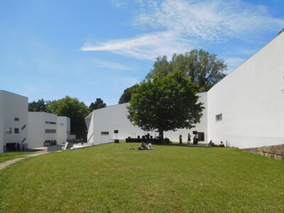 La Facoltà di Architettura (© Lucia Pierro e Marco Scarpinato)