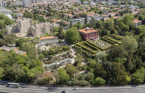 Nuno Valentim con Frederico Eça, restauro di Casa Sofia e delle serre del Giardino botanico