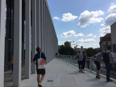 Parte estroflessa loggia sul canale vista in direzione Lustgarten (© Francesca Petretto)