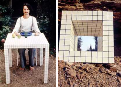 Cristiano Toraldo di Francia seduto a un tavolo disegnato da Superstudio