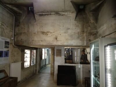 Mostra al 10° piano, pareti originali (© Flavia Foradini)