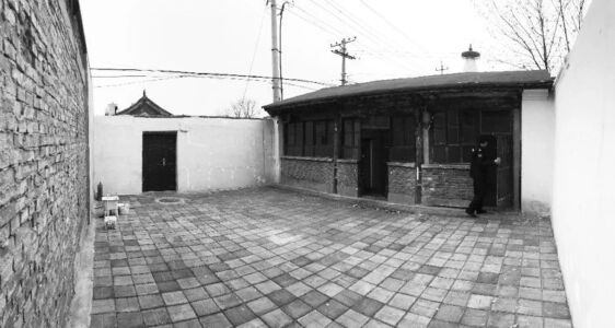 Il cortile numero 72 Dongjiadao prima dell'intervento di Urbanus (foto Lv Bo)