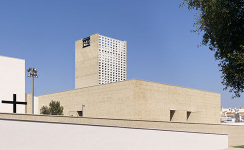Antonio Monestiroli, chiesa di San Carlo Borromeo, Roma (2005, con Massimo Ferrari, Tomaso Monestiroli, e con Claudia Tinazzi e Marco Alesi)