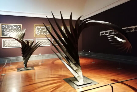 Installazione della mostra "Santiago Calatrava. Nella luce di Napoli" (© Davide Vargas)