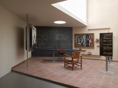 Allestimento della "Maison du jeune homme"