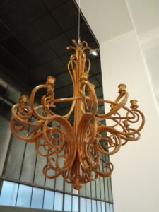 Candelabro in mostra (foto Flavia Foradini)