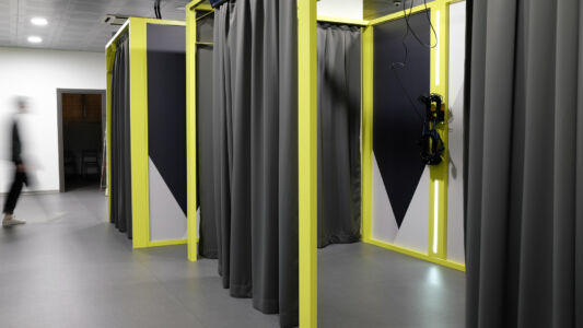 La sala giochi di realtà virtuale Vrums, Bologna