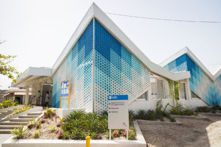 Visit to Gheskio Cholera Treatment Center and Women’s Vocational Training Center
Photo by Adam Schultz / Clinton Foundation