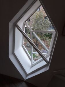 Le finestre a nido d'ape della Mel’nikov Dom a Mosca (©Alessandro Colombo)