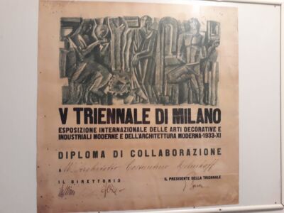 Dettagli dell'esposizione all'interno della Mel’nikov Dom a Mosca (©Alessandro Colombo)