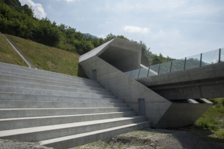 Il portale nord, a Camorino, della galleria di base del Monte Ceneri