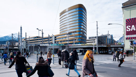 Henke & Schreiek Architekten, complesso multifunzionale PEMA