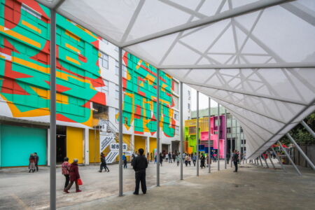 Nantou Old Town: murales “平衡 Pinghéng” di Boa Mistura (©UABB, foto di Chao Zhang)