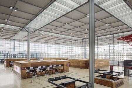 Area Check-in T1 (©Marcus Bredt Courtesy gmp Architekten)