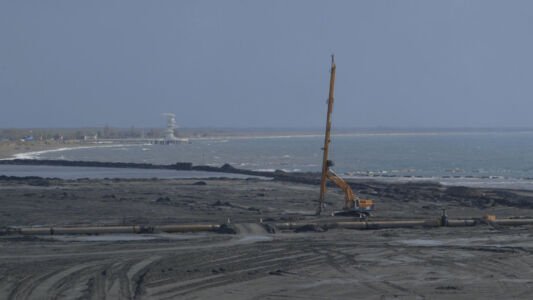 Il cantiere abbandonato del porto di Anaklia (foto di Tekla Aslanishvili)