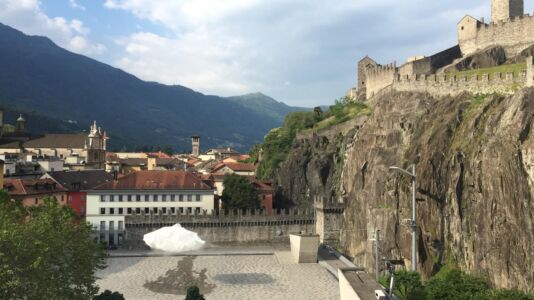 Piazza del Sole e Castelgrande