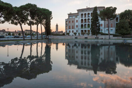 La vasca dell'Arsenale (© Lorenzo Linthout)