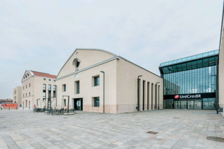 Ex Magazzini Generali (© Lorenzo Linthout)