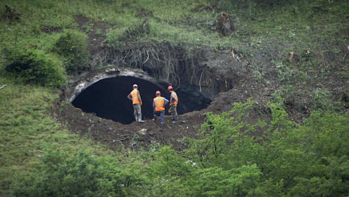 © "A tunnel ”, docufilm di Nino Orjonikidze e Vano Arsenishvili, Artefact Production e Ventana Film, 2019