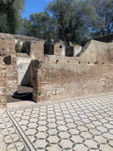 Gli Hospitalia di Villa Adriana (© VILLAE)
