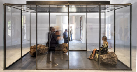 Christina Agapakis, Alexandra Daisy Ginsberg e Sissel Tolaas, "Resurrecting the Sublime" (© Fabio Oggero)