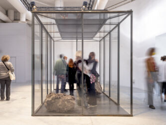 Christina Agapakis, Alexandra Daisy Ginsberg e Sissel Tolaas, "Resurrecting the Sublime" (© Fabio Oggero)
