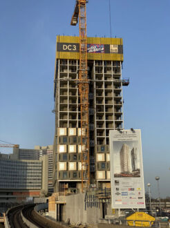 Donau City, Torre DC3, Dietrich Untertrifaller DC3 Tower