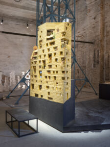 Lina Ghotmeh, "Stone Garden. Resilient Living: an Archaeology of the Future" (© Fabio Oggero)