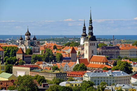 La collina di Toompea con la Città Vecchia (Vanalinn)