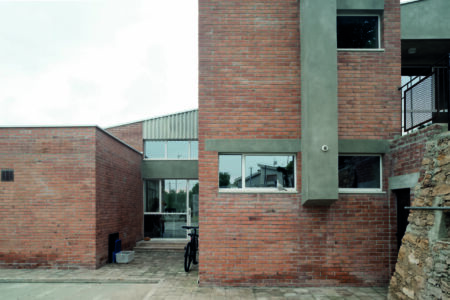 La Casa-Asilo di Mazzarone; dettaglio sul lato sud ovest (© Giulia Bruno)