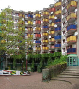 Complesso residenziale Seeberg-Nord nel quartiere di Chorweiler a Colonia (1966-74, foto Dorothea Heiermann)