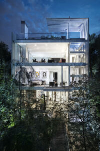 Casa Vertical progetto di Miro Rivera Architects, Dallas © Paul Finkel