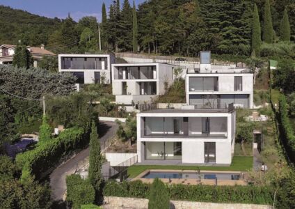 Menzione sezione Nuove costruzioni: Ville ad Albisano Torri del Benaco, Ardielli Fornasa associati, foto di Marco Totè