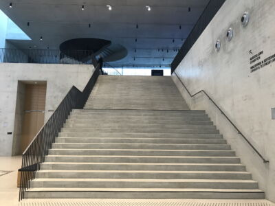 La prima scala vista dal foyer (foto di Francesca Petretto)